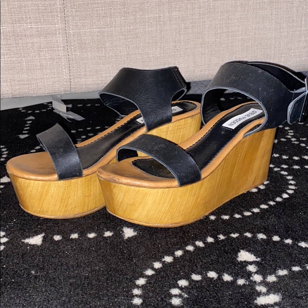 Steve Madden Platform Wedge